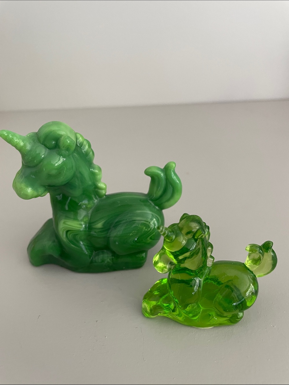 Boyd glass big and little Lucky unicorn - Set of 2
